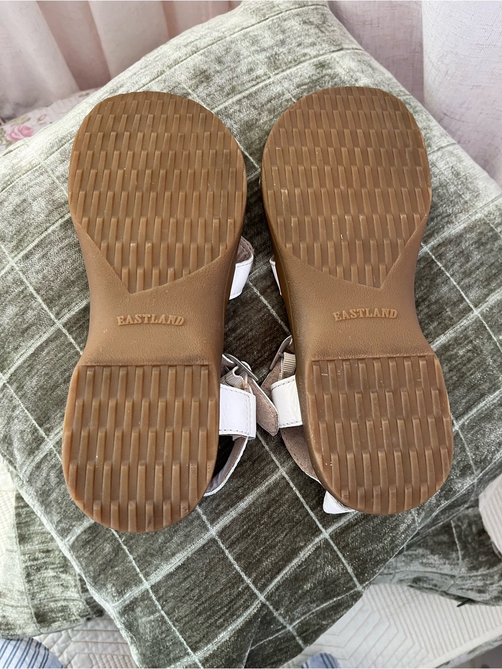 Eastland White Leather Crisscross Slingback Sandals - Picture 7 of 9